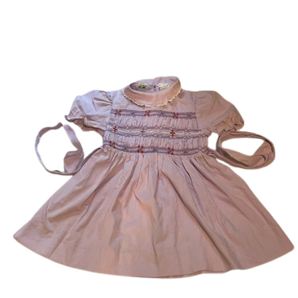 Vintage smocked dress size 4